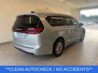 Used 2024 Chrysler Pacifica Touring-L FWD video 2