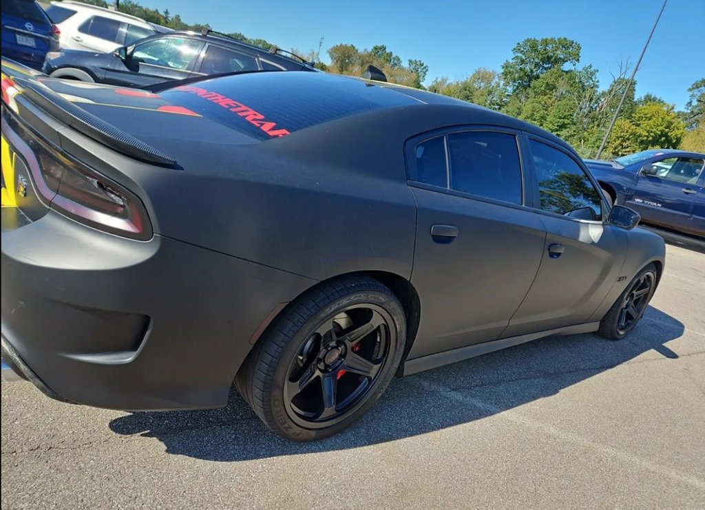 Used 2019 Dodge Charger Scat Pack w/ Plus Group RWD image 2