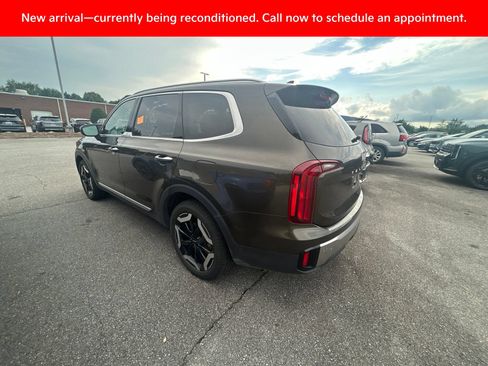 Certified 2025 Kia Telluride S AWD/4WD image 12