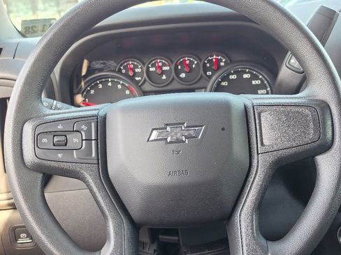Used 2024 Chevrolet Silverado 1500 Custom Trail Boss AWD/4WD image 28