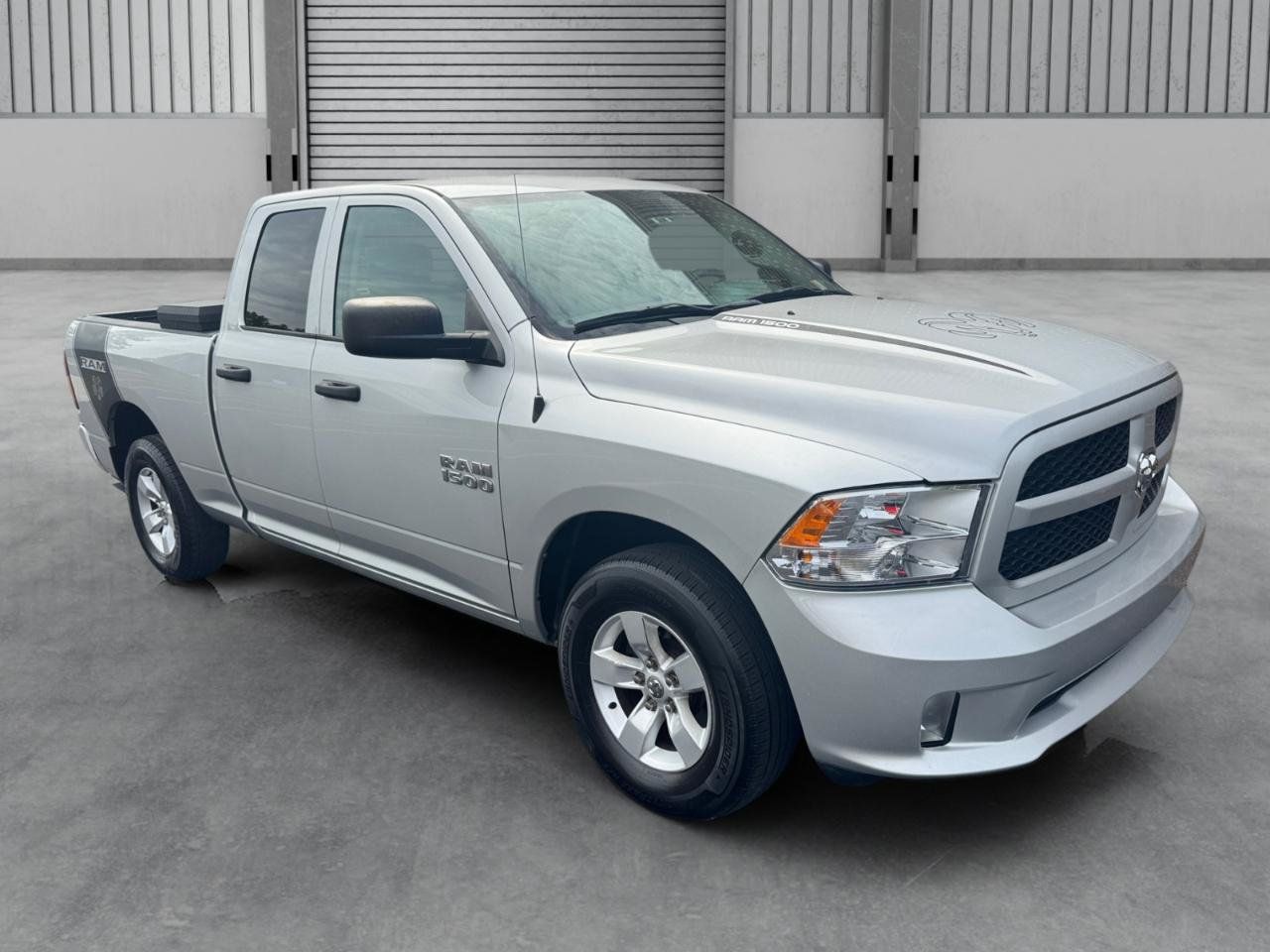 Used 2017 RAM 1500 Express AWD/4WD image 27