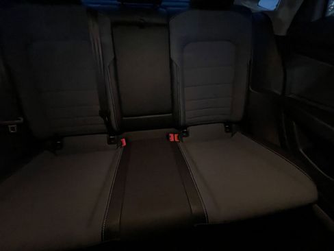 Used 2025 Volkswagen Jetta SE image 37