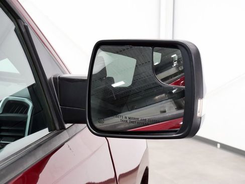 Used 2019 RAM 1500 Big Horn AWD/4WD image 36