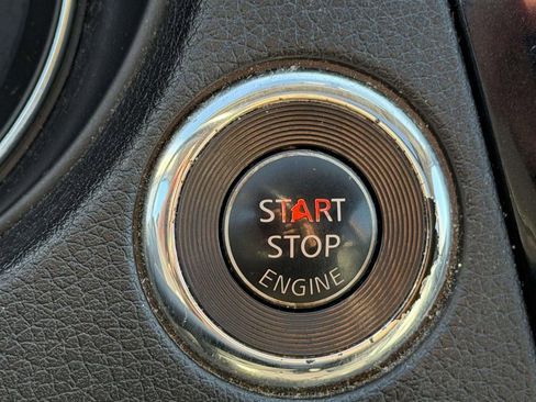 Used 2016 Nissan Rogue SL w/ SL Premium Package image 8