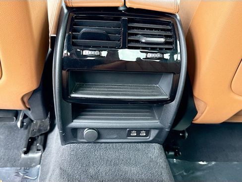 Used 2022 BMW 530i w/ Convenience Package RWD image 20