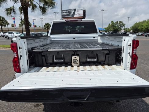 Used 2024 Chevrolet Silverado 2500 Custom w/ Custom Convenience Package RWD image 17
