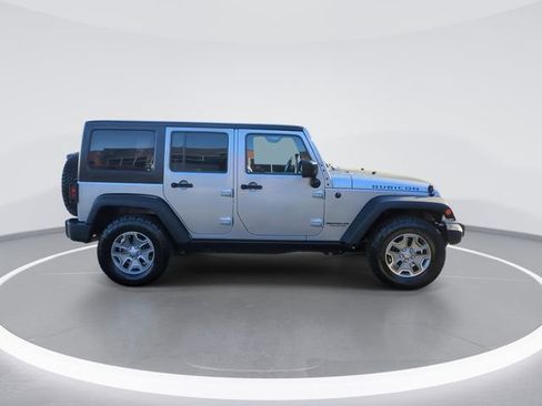 Used 2015 Jeep Wrangler Unlimited Rubicon w/ Dual Top Group image 9