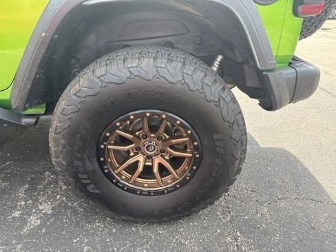 Used 2019 Jeep Wrangler Unlimited Rubicon AWD/4WD image 10