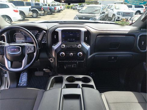 Used 2019 GMC Sierra 1500 SLE w/ SLE Value Package image 5