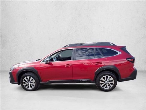 Certified 2025 Subaru Outback Premium w/ Popular Package #1A AWD/4WD image 2