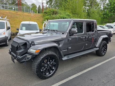 Used 2021 Jeep Gladiator High Altitude AWD/4WD image 3