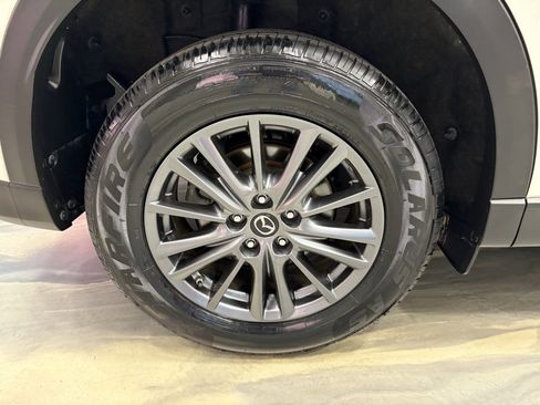 Used 2020 MAZDA CX-5 Touring image 23