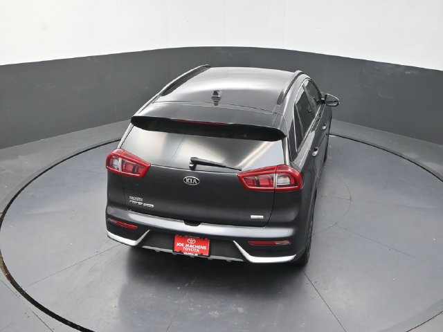 Used 2018 Kia Niro EX w/ EX Touring Graphite Edition FWD image 28