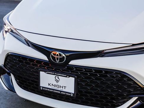 Used 2024 Toyota Corolla SE image 6