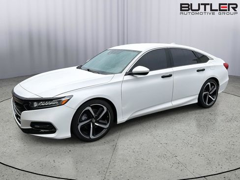 Used 2019 Honda Accord Sport image 1