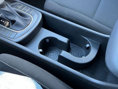 Used 2025 Hyundai Kona SEL image 41