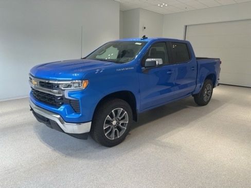 New 2026 Chevrolet Silverado 1500 LT image 3