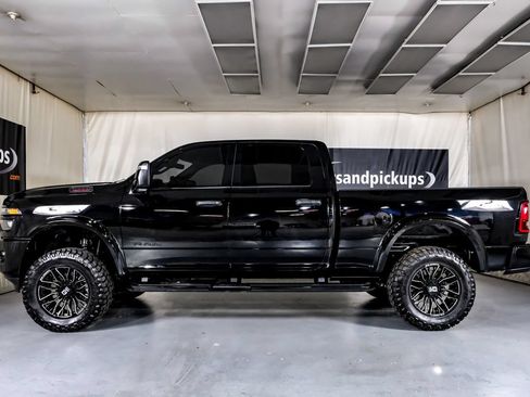 Used 2025 RAM 2500 Big Horn AWD/4WD image 12
