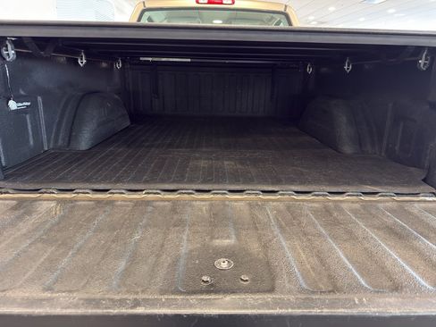 Used 2004 GMC Sierra 1500 4x4 Regular Cab w/ Light Duty Power Package image 7