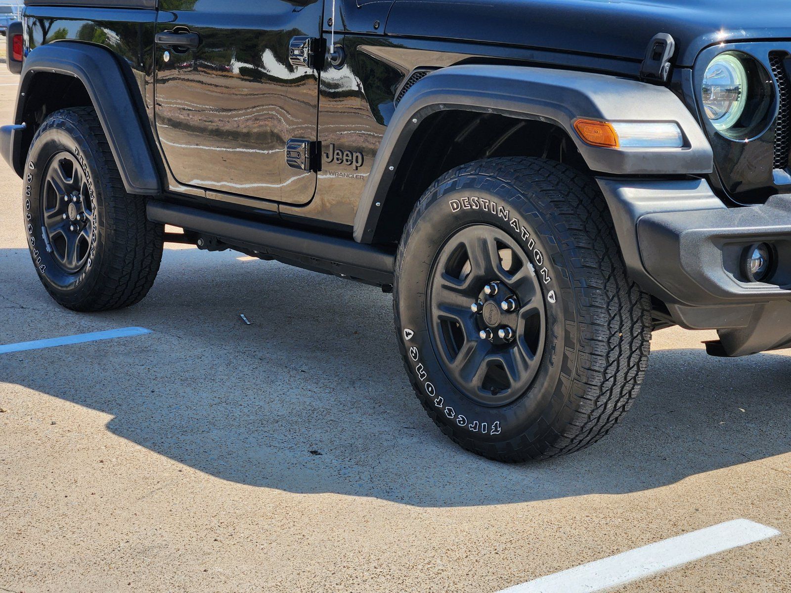 Used 2023 Jeep Wrangler Sport AWD/4WD image 11