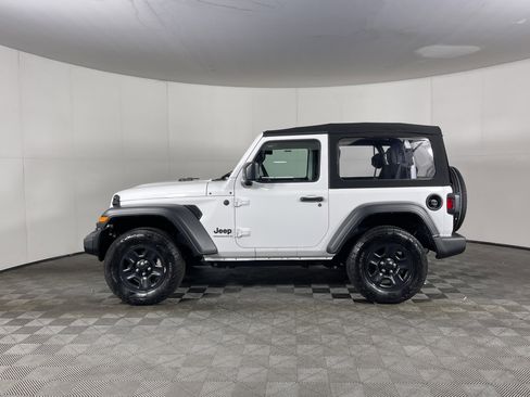 Used 2024 Jeep Wrangler Sport image 3