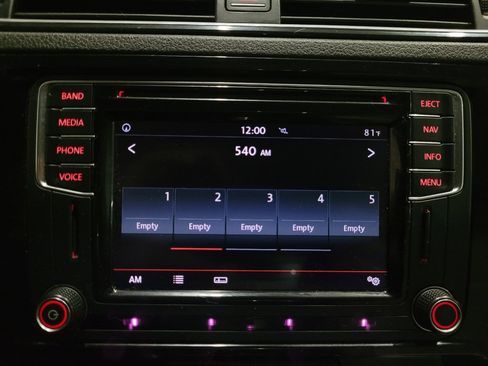 Used 2016 Volkswagen Jetta Sport FWD image 25