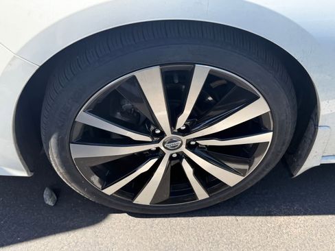 Certified 2022 Nissan Altima 2.5 SR FWD image 6