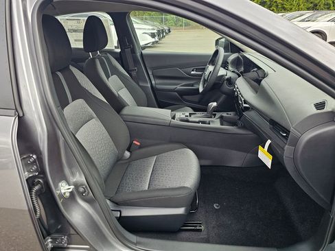 New 2026 Nissan Sentra SV w/ SV Convenience Package FWD image 25