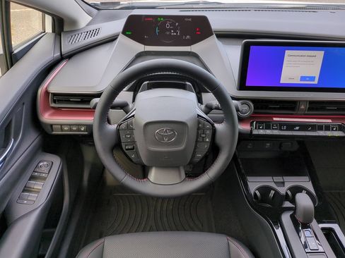 New 2026 Toyota Prius Plug-In Hybrid FWD image 15