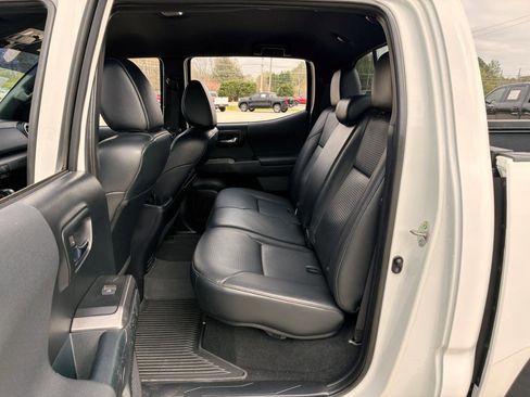 Used 2017 Toyota Tacoma TRD Pro image 29