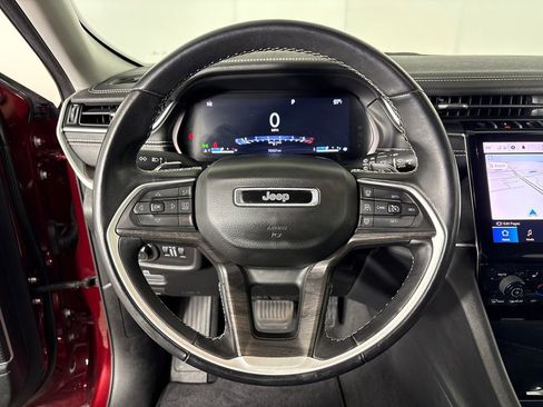 Used 2021 Jeep Grand Cherokee L Limited AWD/4WD image 16