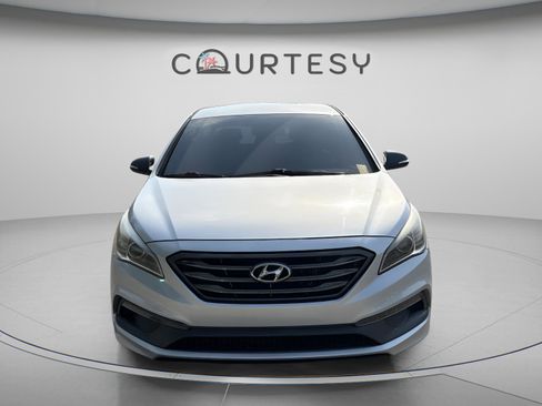 Used 2017 Hyundai Sonata Sport 2.0T image 9