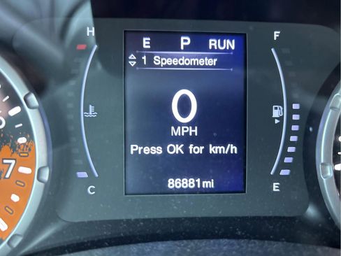 Certified 2018 Jeep Renegade Latitude image 13