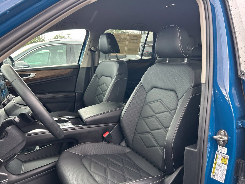 Used 2026 Volkswagen Atlas SE FWD image 21