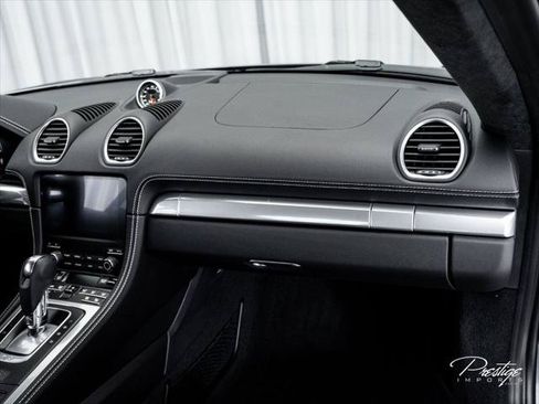 Used 2025 Porsche 718 Cayman GTS RWD image 38
