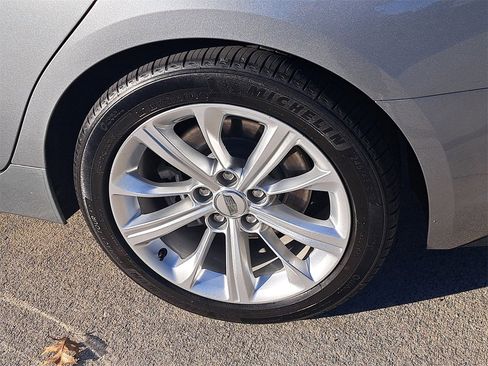 Used 2025 Cadillac CT5 Premium Luxury image 5