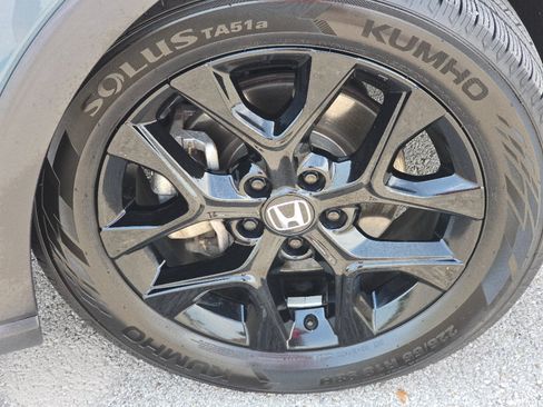Used 2024 Honda HR-V Sport image 3