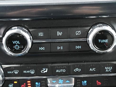 Used 2021 Ford F150 Limited image 29