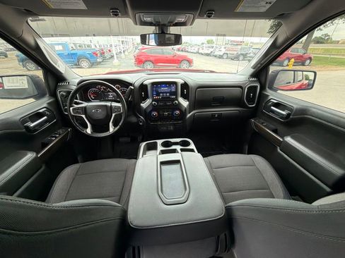 Used 2019 Chevrolet Silverado 1500 LT Trail Boss w/ Convenience Package AWD/4WD image 19