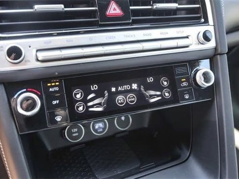 Used 2025 Genesis G70 3.3T Advanced image 21