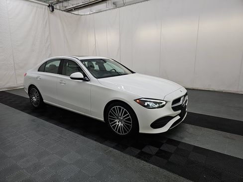 Used 2023 Mercedes-Benz C 300 4MATIC Sedan image 4