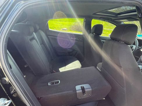 Used 2018 Honda Civic EX image 26