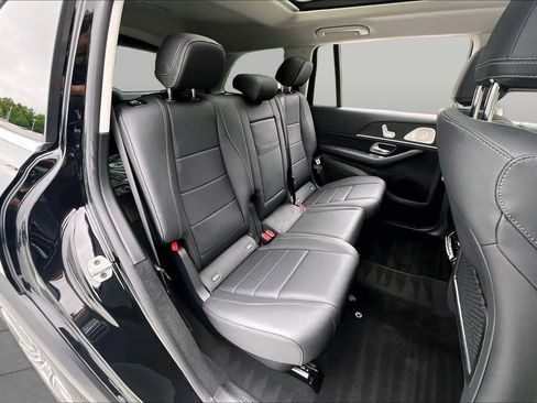 Used 2026 Mercedes-Benz GLS 450 4MATIC image 20