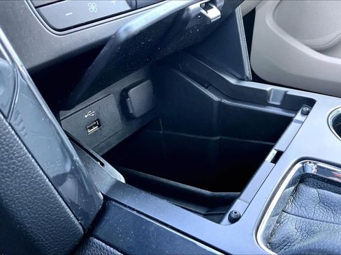 Used 2018 Ford Explorer 4WD image 33