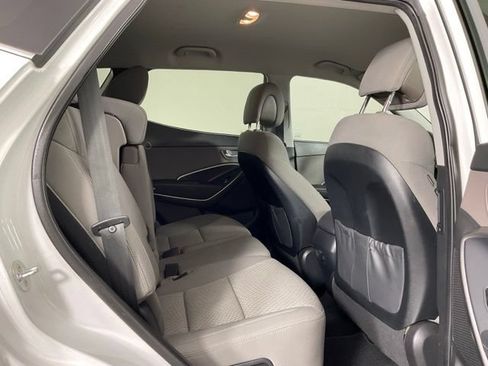 Used 2017 Hyundai Santa Fe Sport FWD image 27