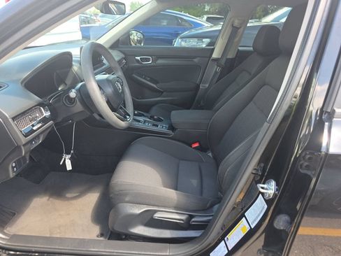 Used 2023 Honda Civic LX image 3