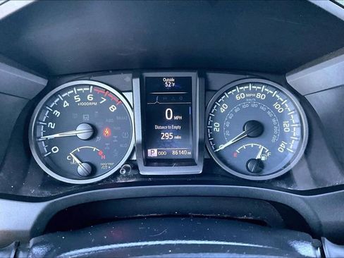 Used 2023 Toyota Tacoma TRD Off-Road image 13