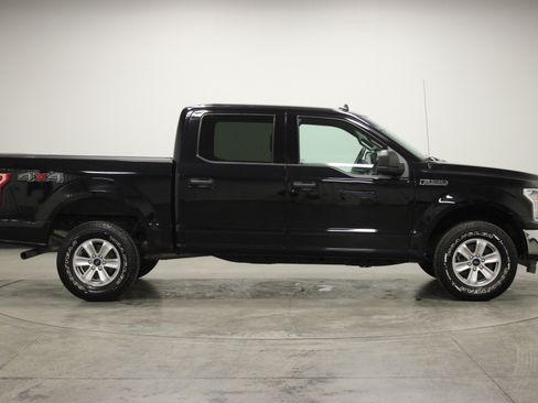 Used 2020 Ford F150 XLT image 9