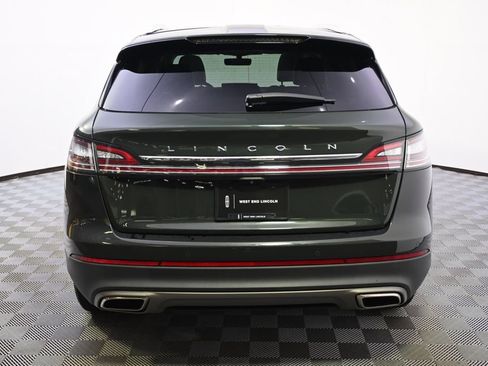 Used 2022 Lincoln Nautilus Reserve AWD/4WD image 5