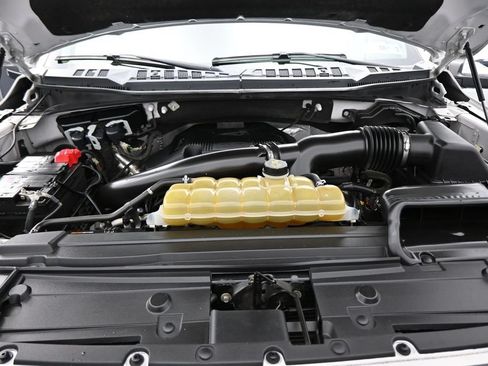 Used 2020 Ford F150 Lariat w/ Equipment Group 502A Luxury AWD/4WD image 34
